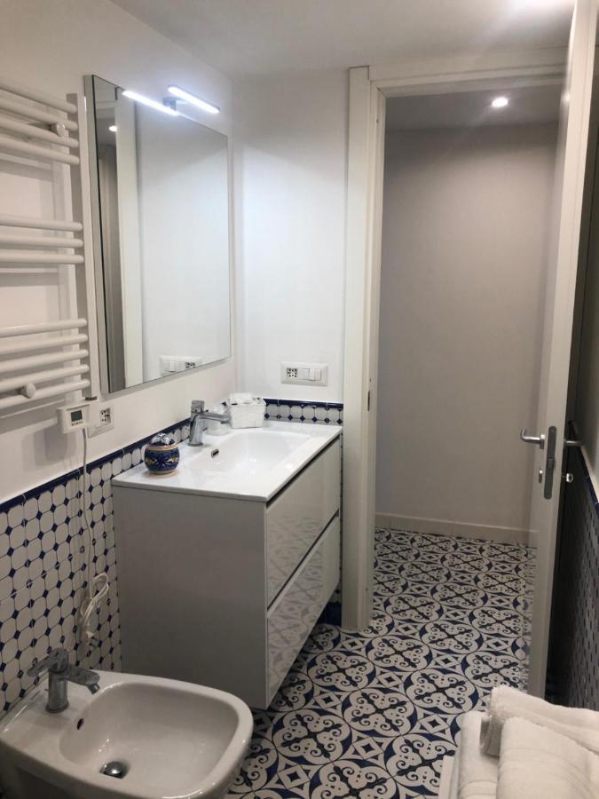 William Apartment Sorrento Exteriör bild